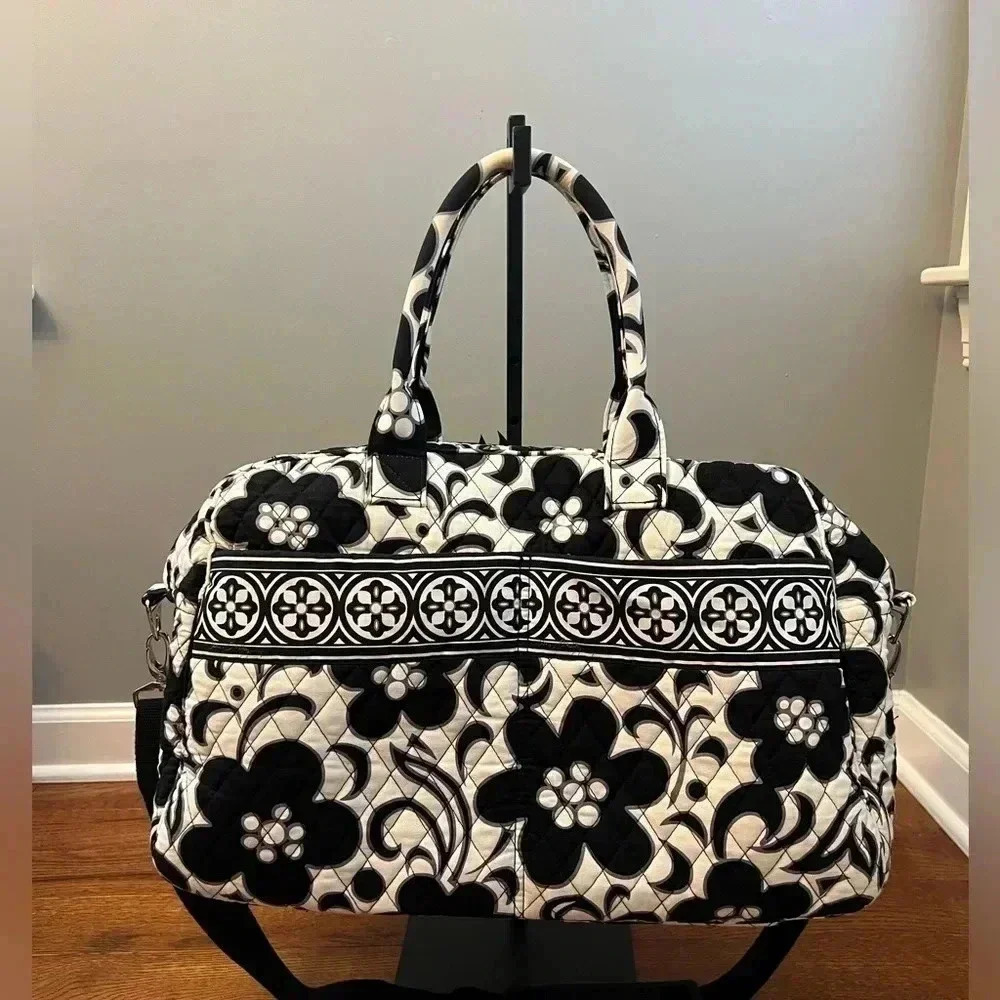 Vera Bradley Weekend Black-White Floral Travel/Diaper Bag